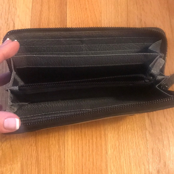 M I L L Y Leather wallet - Picture 2 of 2